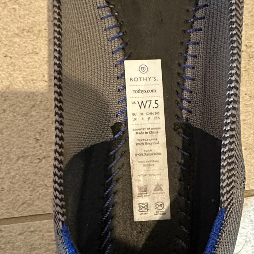 Rothy's Size 7.5 Gray Women's Pointed Flats - Picture 2 of 5